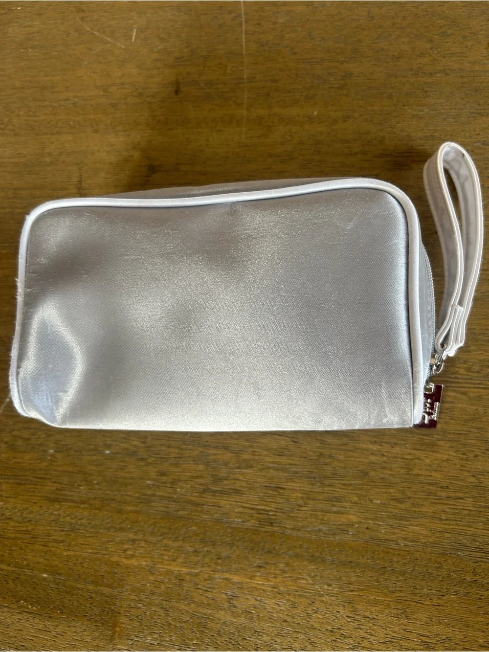 Dior Parfums Silver White Double Zip Toiletry Bag Trousse de Toilette Wristlet.